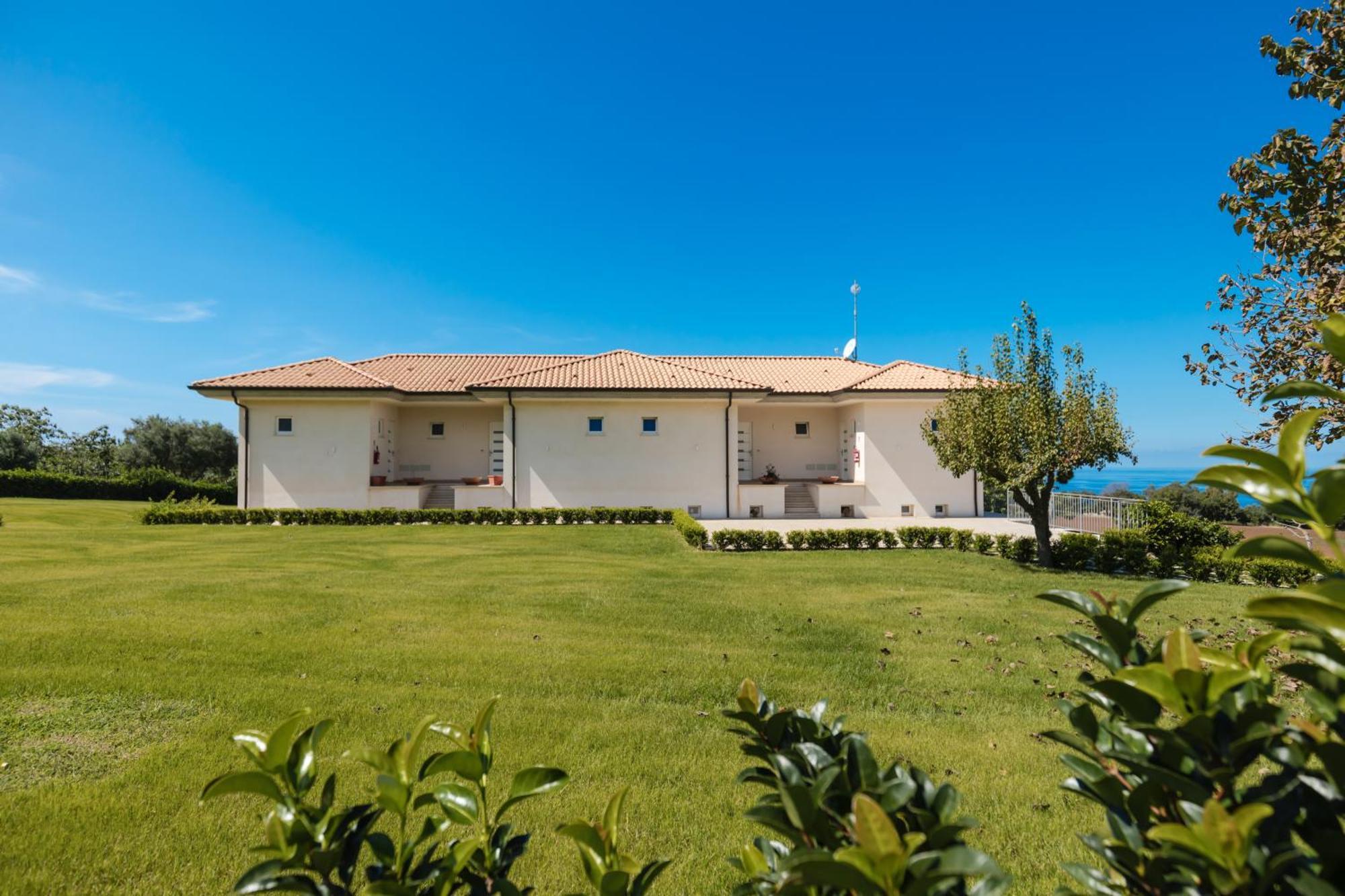 ריקאדי Villa Eirene מראה חיצוני תמונה
