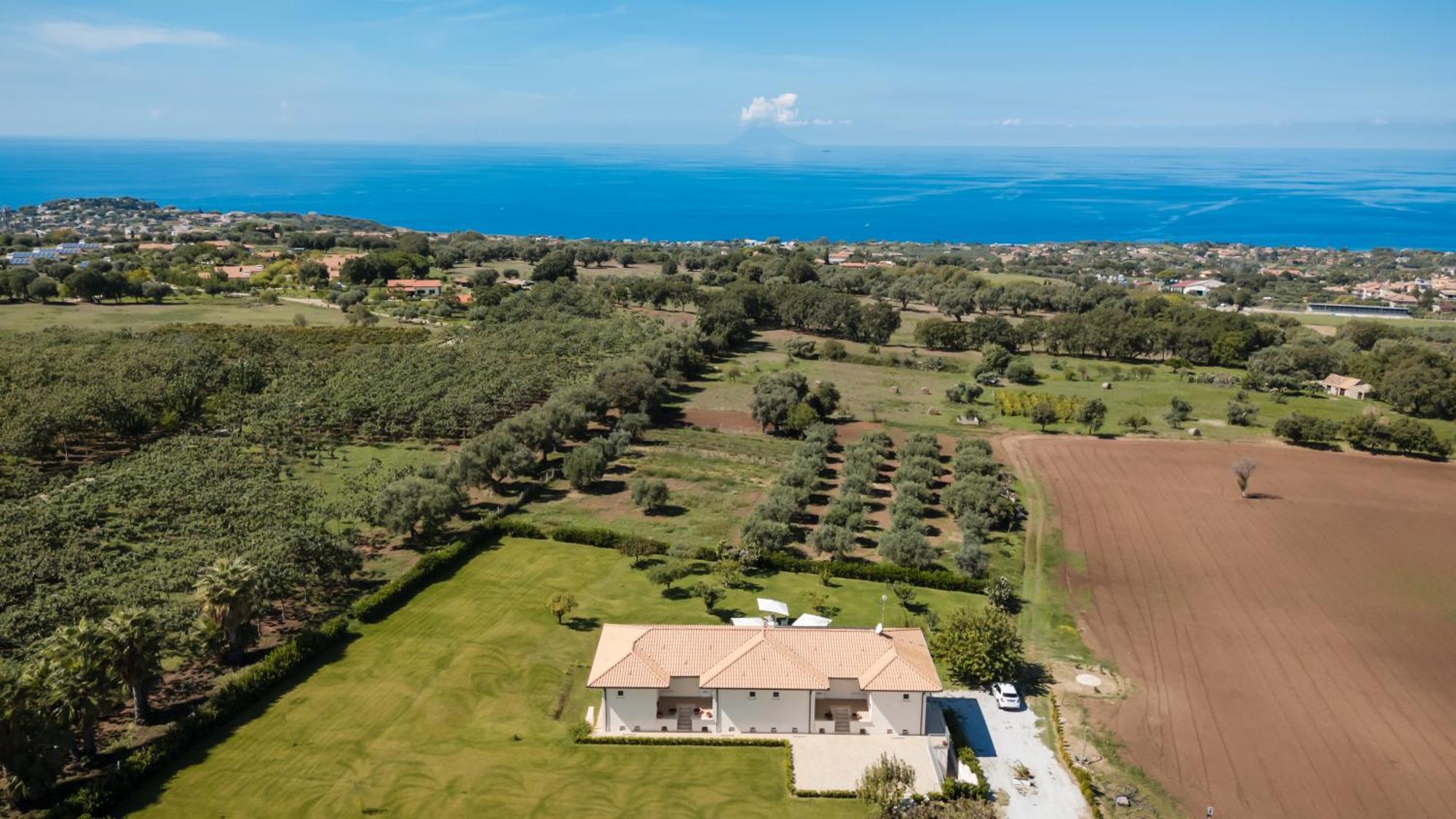 ריקאדי Villa Eirene מראה חיצוני תמונה